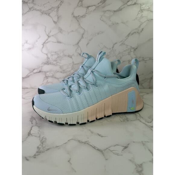Nike Wmns Free Metcon 6 Premium’Glacier Blue Washed Coral’ HV5228 474 Size 9.5 - Picture 2 of 6